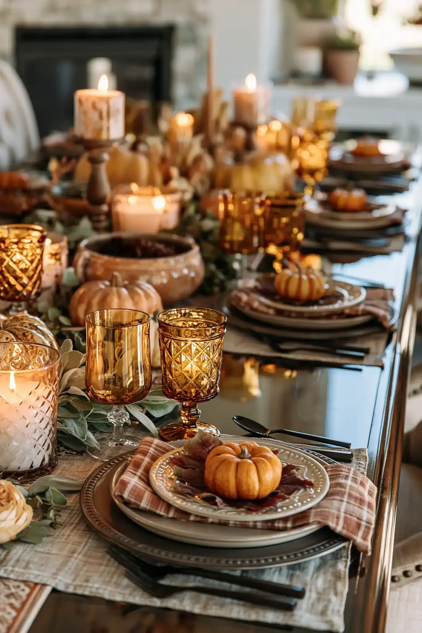 29 Simple Thanksgiving Table Decor Ideas for a Table That Feels Calm simple thanksgiving table decor