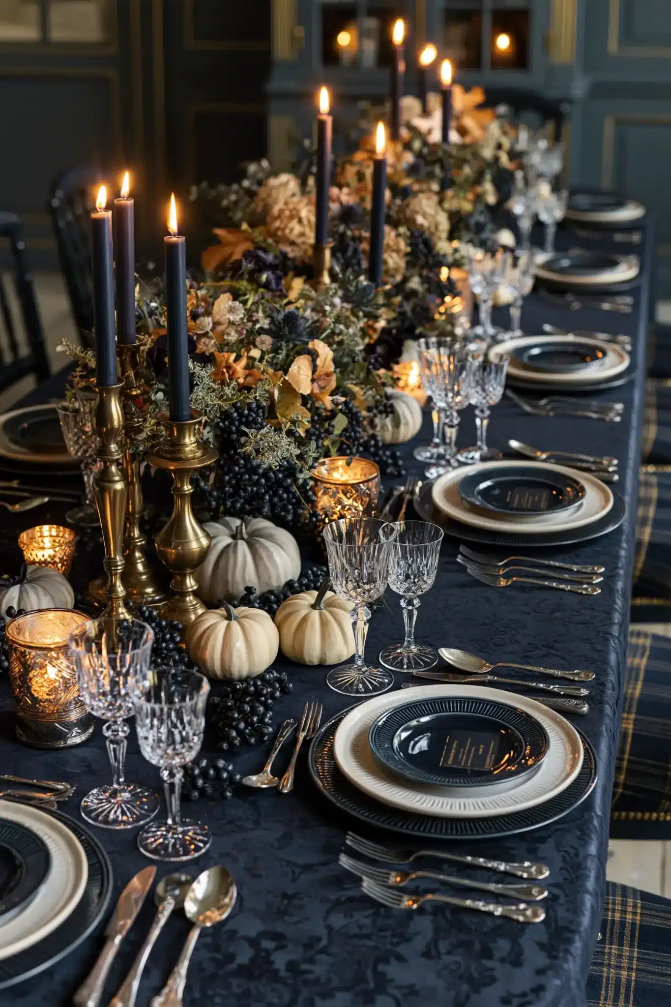 29 Blue Thanksgiving Table Decor Ideas Beyond the Usual Orange blue thanksgiving table decor